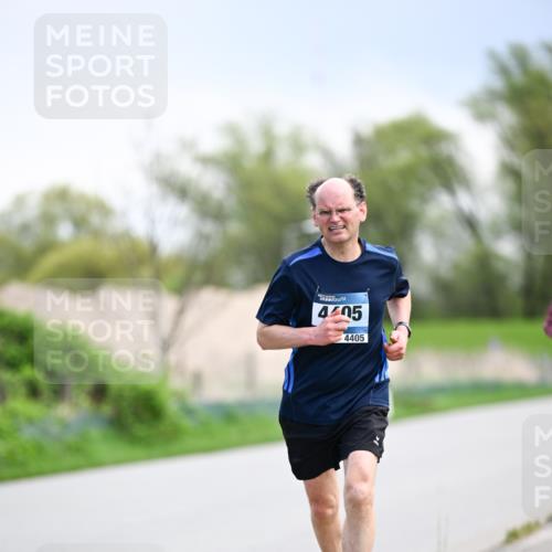07.04.2024 - 43. Internationalen Wilhelmsburger Insellauf Dr. Thomas Lammeyer http://msf.ph/oto/6047416 07.04.2024 11:09:46 Laufen 4, 05, 4405 meine-sportfotos.de
