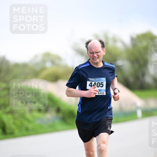 07.04.2024 - 43. Internationalen Wilhelmsburger Insellauf Dr. Thomas Lammeyer http://msf.ph/oto/6047428 07.04.2024 11:09:47 Laufen 4405, 4405 meine-sportfotos.de