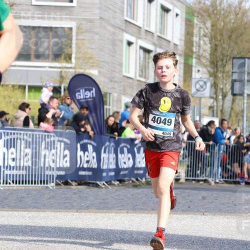 07.04.2024 - 43. Internationalen Wilhelmsburger Insellauf Strokosch-Dieckow http://msf.ph/oto/6047443 07.04.2024 11:20:39 Ziel 2406, 3243, 3661, 4049, 4339, 4357, 4384 meine-sportfotos.de
