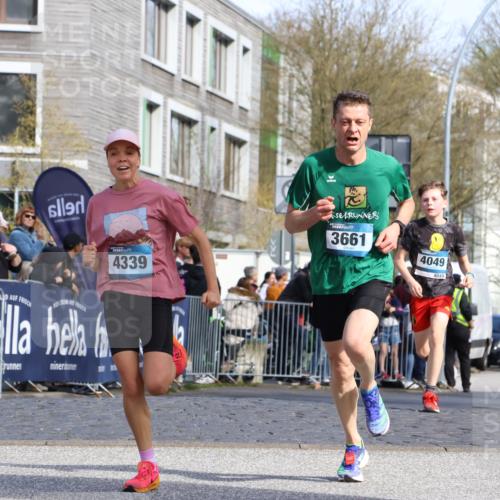 07.04.2024 - 43. Internationalen Wilhelmsburger Insellauf Strokosch-Dieckow http://msf.ph/oto/6047471 07.04.2024 11:20:37 Ziel 2406, 3243, 3661, 4049, 4339, 4357, 4384 meine-sportfotos.de