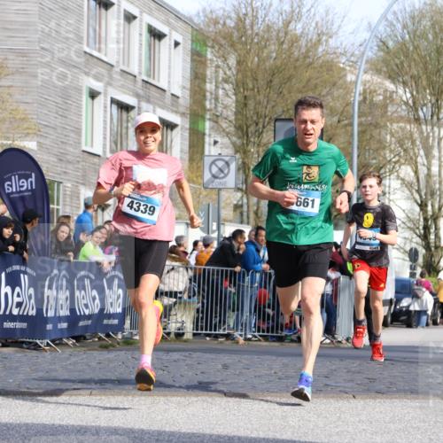 07.04.2024 - 43. Internationalen Wilhelmsburger Insellauf Strokosch-Dieckow http://msf.ph/oto/6047535 07.04.2024 11:20:37 Ziel 2406, 3243, 3661, 4049, 4339, 4357, 4384 meine-sportfotos.de