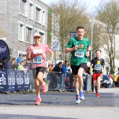 07.04.2024 - 43. Internationalen Wilhelmsburger Insellauf Strokosch-Dieckow http://msf.ph/oto/6047546 07.04.2024 11:20:37 Ziel 2406, 3243, 3661, 4049, 4339, 4357, 4384 meine-sportfotos.de