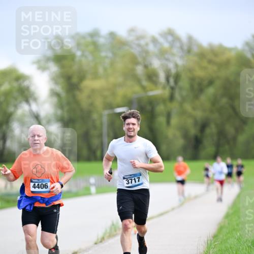 07.04.2024 - 43. Internationalen Wilhelmsburger Insellauf Dr. Thomas Lammeyer http://msf.ph/oto/6047559 07.04.2024 11:10:03 Laufen 4406, 3717 meine-sportfotos.de