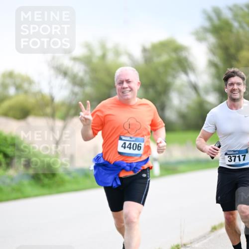 07.04.2024 - 43. Internationalen Wilhelmsburger Insellauf Dr. Thomas Lammeyer http://msf.ph/oto/6047582 07.04.2024 11:10:05 Laufen 4406, 3717 meine-sportfotos.de