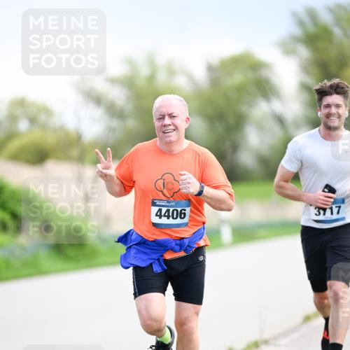 07.04.2024 - 43. Internationalen Wilhelmsburger Insellauf Dr. Thomas Lammeyer http://msf.ph/oto/6047585 07.04.2024 11:10:05 Laufen 4406, 3717 meine-sportfotos.de