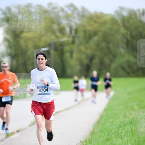 07.04.2024 - 43. Internationalen Wilhelmsburger Insellauf Dr. Thomas Lammeyer http://msf.ph/oto/6047663 07.04.2024 11:10:20 Laufen 3704, 14 meine-sportfotos.de
