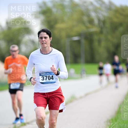 07.04.2024 - 43. Internationalen Wilhelmsburger Insellauf Dr. Thomas Lammeyer http://msf.ph/oto/6047698 07.04.2024 11:10:22 Laufen 43, 3704 meine-sportfotos.de