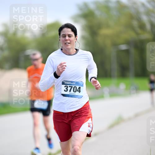 07.04.2024 - 43. Internationalen Wilhelmsburger Insellauf Dr. Thomas Lammeyer http://msf.ph/oto/6047708 07.04.2024 11:10:23 Laufen 43, 3704 meine-sportfotos.de
