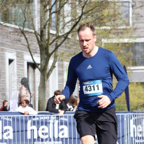07.04.2024 - 43. Internationalen Wilhelmsburger Insellauf Strokosch-Dieckow http://msf.ph/oto/6047745 07.04.2024 11:20:25 Ziel 2406, 3150, 3496, 4311, 4384 meine-sportfotos.de