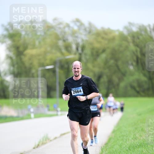 07.04.2024 - 43. Internationalen Wilhelmsburger Insellauf Dr. Thomas Lammeyer http://msf.ph/oto/6047828 07.04.2024 11:10:42 Laufen 2664, 7436 meine-sportfotos.de