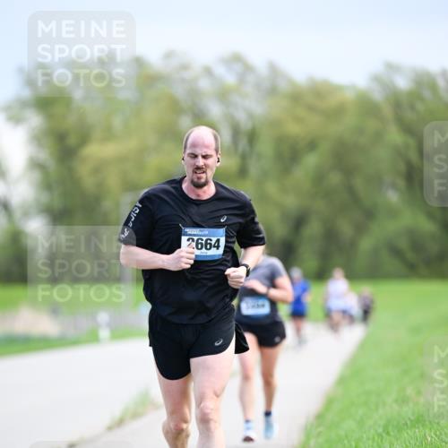 07.04.2024 - 43. Internationalen Wilhelmsburger Insellauf Dr. Thomas Lammeyer http://msf.ph/oto/6047861 07.04.2024 11:10:43 Laufen 2, 664 meine-sportfotos.de
