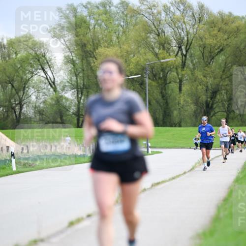 07.04.2024 - 43. Internationalen Wilhelmsburger Insellauf Dr. Thomas Lammeyer http://msf.ph/oto/6047875 07.04.2024 11:10:48 Laufen  meine-sportfotos.de
