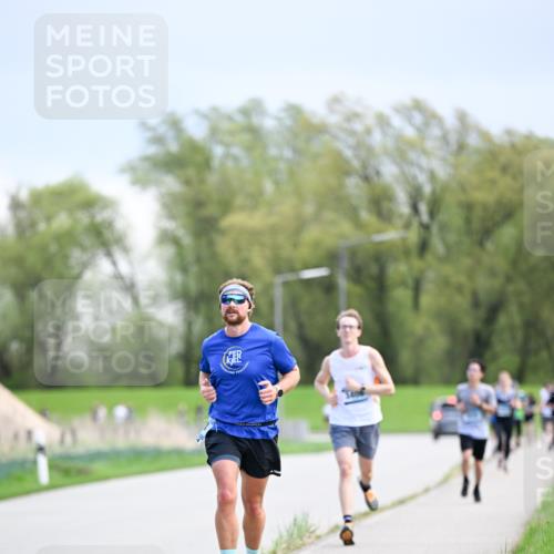 07.04.2024 - 43. Internationalen Wilhelmsburger Insellauf Dr. Thomas Lammeyer http://msf.ph/oto/6047904 07.04.2024 11:11:01 Laufen  meine-sportfotos.de