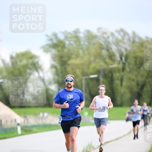 07.04.2024 - 43. Internationalen Wilhelmsburger Insellauf Dr. Thomas Lammeyer http://msf.ph/oto/6047911 07.04.2024 11:11:02 Laufen  meine-sportfotos.de