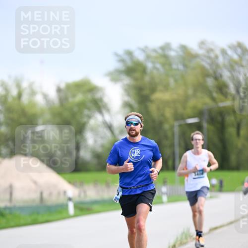 07.04.2024 - 43. Internationalen Wilhelmsburger Insellauf Dr. Thomas Lammeyer http://msf.ph/oto/6047922 07.04.2024 11:11:02 Laufen  meine-sportfotos.de