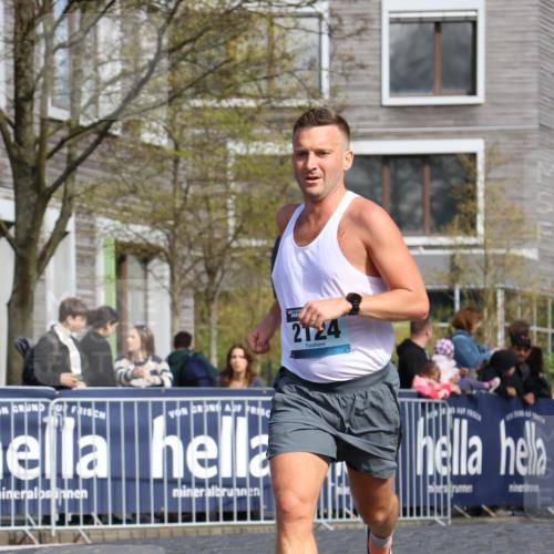 07.04.2024 - 43. Internationalen Wilhelmsburger Insellauf Strokosch-Dieckow http://msf.ph/oto/6047973 07.04.2024 11:20:07 Ziel 2020, 2124 meine-sportfotos.de