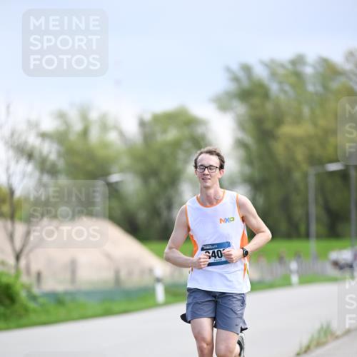 07.04.2024 - 43. Internationalen Wilhelmsburger Insellauf Dr. Thomas Lammeyer http://msf.ph/oto/6047974 07.04.2024 11:11:06 Laufen 40 meine-sportfotos.de