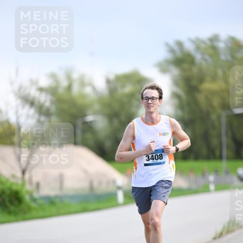 07.04.2024 - 43. Internationalen Wilhelmsburger Insellauf Dr. Thomas Lammeyer http://msf.ph/oto/6047975 07.04.2024 11:11:06 Laufen 3408 meine-sportfotos.de