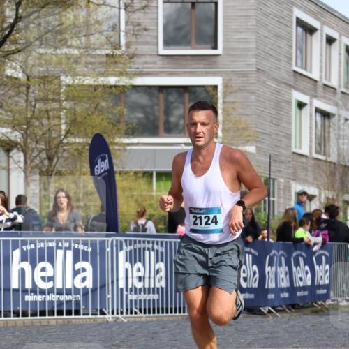 07.04.2024 - 43. Internationalen Wilhelmsburger Insellauf Strokosch-Dieckow http://msf.ph/oto/6048019 07.04.2024 11:20:07 Ziel 2020, 2124 meine-sportfotos.de