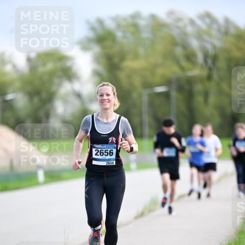 07.04.2024 - 43. Internationalen Wilhelmsburger Insellauf Dr. Thomas Lammeyer http://msf.ph/oto/6048029 07.04.2024 11:11:20 Laufen 2656, 2656 meine-sportfotos.de