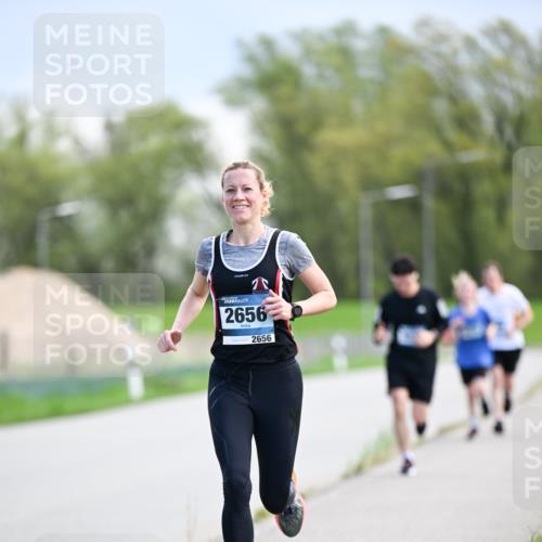 07.04.2024 - 43. Internationalen Wilhelmsburger Insellauf Dr. Thomas Lammeyer http://msf.ph/oto/6048034 07.04.2024 11:11:20 Laufen 2656, 2656 meine-sportfotos.de