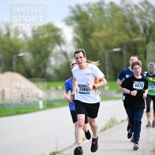 07.04.2024 - 43. Internationalen Wilhelmsburger Insellauf Dr. Thomas Lammeyer http://msf.ph/oto/6048097 07.04.2024 11:11:28 Laufen 3369, 4078 meine-sportfotos.de