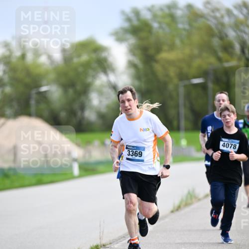 07.04.2024 - 43. Internationalen Wilhelmsburger Insellauf Dr. Thomas Lammeyer http://msf.ph/oto/6048099 07.04.2024 11:11:28 Laufen 3369, 4078 meine-sportfotos.de