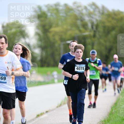 07.04.2024 - 43. Internationalen Wilhelmsburger Insellauf Dr. Thomas Lammeyer http://msf.ph/oto/6048111 07.04.2024 11:11:29 Laufen 369, 24, 4078 meine-sportfotos.de
