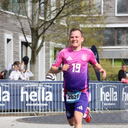 07.04.2024 - 43. Internationalen Wilhelmsburger Insellauf Strokosch-Dieckow http://msf.ph/oto/6048114 07.04.2024 11:19:58 Ziel 2020, 2124 meine-sportfotos.de