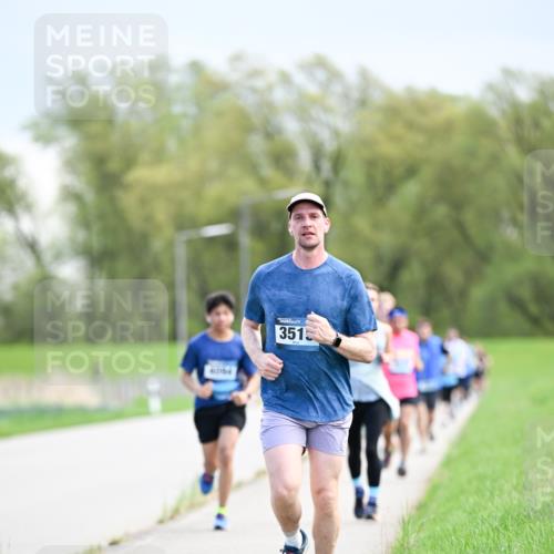 07.04.2024 - 43. Internationalen Wilhelmsburger Insellauf Dr. Thomas Lammeyer http://msf.ph/oto/6048193 07.04.2024 11:11:37 Laufen 3515 meine-sportfotos.de