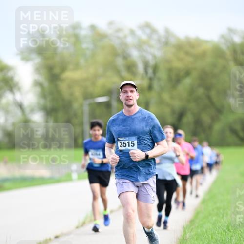 07.04.2024 - 43. Internationalen Wilhelmsburger Insellauf Dr. Thomas Lammeyer http://msf.ph/oto/6048198 07.04.2024 11:11:37 Laufen 3515 meine-sportfotos.de