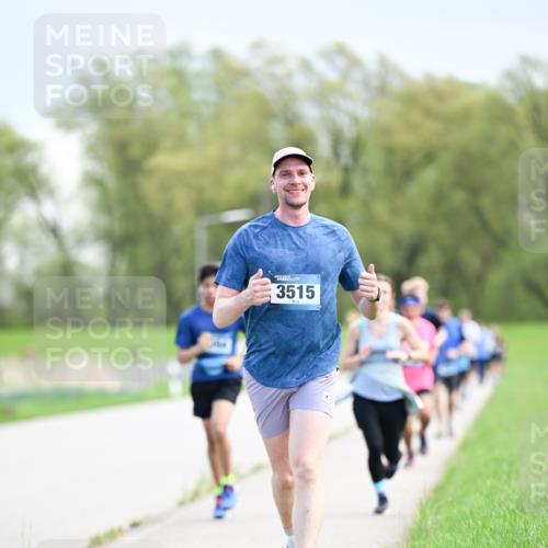 07.04.2024 - 43. Internationalen Wilhelmsburger Insellauf Dr. Thomas Lammeyer http://msf.ph/oto/6048203 07.04.2024 11:11:37 Laufen 3515 meine-sportfotos.de