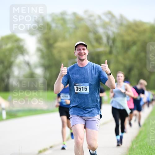 07.04.2024 - 43. Internationalen Wilhelmsburger Insellauf Dr. Thomas Lammeyer http://msf.ph/oto/6048211 07.04.2024 11:11:38 Laufen 3515 meine-sportfotos.de