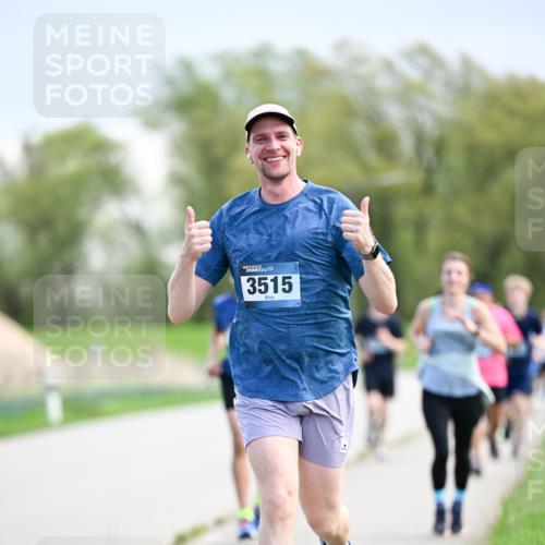 07.04.2024 - 43. Internationalen Wilhelmsburger Insellauf Dr. Thomas Lammeyer http://msf.ph/oto/6048223 07.04.2024 11:11:38 Laufen 3515 meine-sportfotos.de