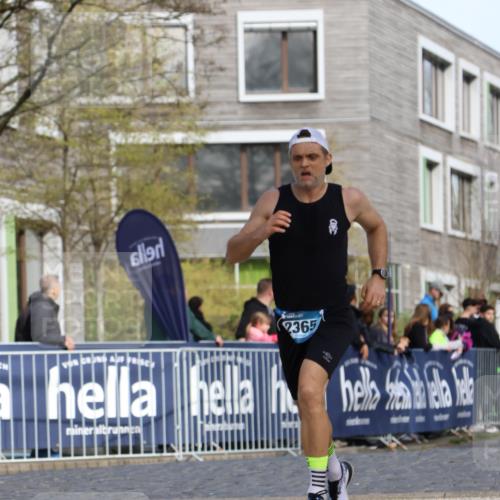 07.04.2024 - 43. Internationalen Wilhelmsburger Insellauf Strokosch-Dieckow http://msf.ph/oto/6048238 07.04.2024 11:19:14 Ziel 2116, 2365, 3439, 3949 meine-sportfotos.de