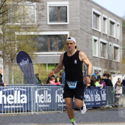 07.04.2024 - 43. Internationalen Wilhelmsburger Insellauf Strokosch-Dieckow http://msf.ph/oto/6048247 07.04.2024 11:19:14 Ziel 2116, 2365, 3439, 3949 meine-sportfotos.de