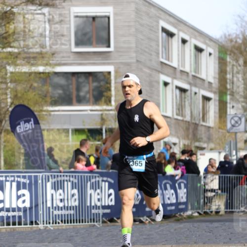 07.04.2024 - 43. Internationalen Wilhelmsburger Insellauf Strokosch-Dieckow http://msf.ph/oto/6048258 07.04.2024 11:19:14 Ziel 2116, 2365, 3439, 3949 meine-sportfotos.de