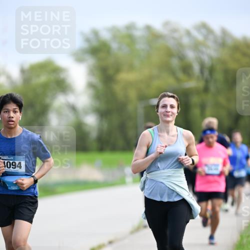 07.04.2024 - 43. Internationalen Wilhelmsburger Insellauf Dr. Thomas Lammeyer http://msf.ph/oto/6048264 07.04.2024 11:11:42 Laufen 1094 meine-sportfotos.de