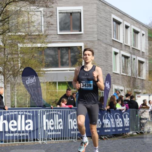 07.04.2024 - 43. Internationalen Wilhelmsburger Insellauf Strokosch-Dieckow http://msf.ph/oto/6048324 07.04.2024 11:19:11 Ziel 2116, 2365, 2392, 3439, 3949 meine-sportfotos.de