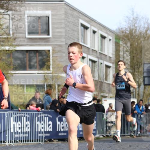 07.04.2024 - 43. Internationalen Wilhelmsburger Insellauf Strokosch-Dieckow http://msf.ph/oto/6048343 07.04.2024 11:19:10 Ziel 2116, 2365, 2392, 3439, 3949 meine-sportfotos.de
