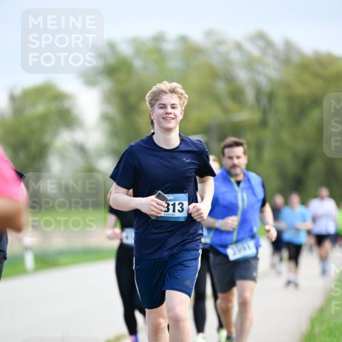 07.04.2024 - 43. Internationalen Wilhelmsburger Insellauf Dr. Thomas Lammeyer http://msf.ph/oto/6048344 07.04.2024 11:11:48 Laufen 313, 3951 meine-sportfotos.de