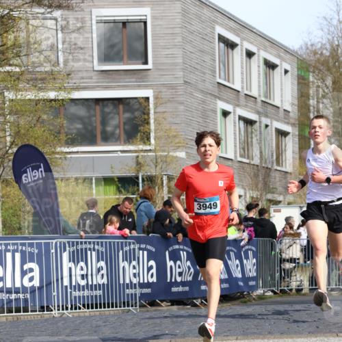 07.04.2024 - 43. Internationalen Wilhelmsburger Insellauf Strokosch-Dieckow http://msf.ph/oto/6048405 07.04.2024 11:19:09 Ziel 2116, 2365, 2392, 3439, 3949, 4387 meine-sportfotos.de
