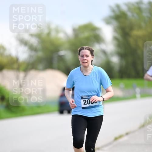 07.04.2024 - 43. Internationalen Wilhelmsburger Insellauf Dr. Thomas Lammeyer http://msf.ph/oto/6048419 07.04.2024 11:11:59 Laufen 43, 200 meine-sportfotos.de