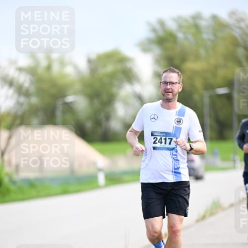 07.04.2024 - 43. Internationalen Wilhelmsburger Insellauf Dr. Thomas Lammeyer http://msf.ph/oto/6048447 07.04.2024 11:12:01 Laufen 2417 meine-sportfotos.de
