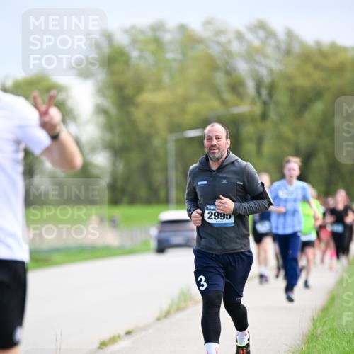 07.04.2024 - 43. Internationalen Wilhelmsburger Insellauf Dr. Thomas Lammeyer http://msf.ph/oto/6048458 07.04.2024 11:12:02 Laufen 3, 2995 meine-sportfotos.de