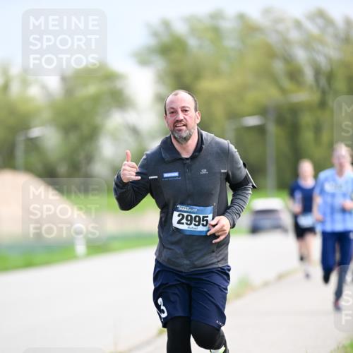 07.04.2024 - 43. Internationalen Wilhelmsburger Insellauf Dr. Thomas Lammeyer http://msf.ph/oto/6048484 07.04.2024 11:12:04 Laufen 2995 meine-sportfotos.de