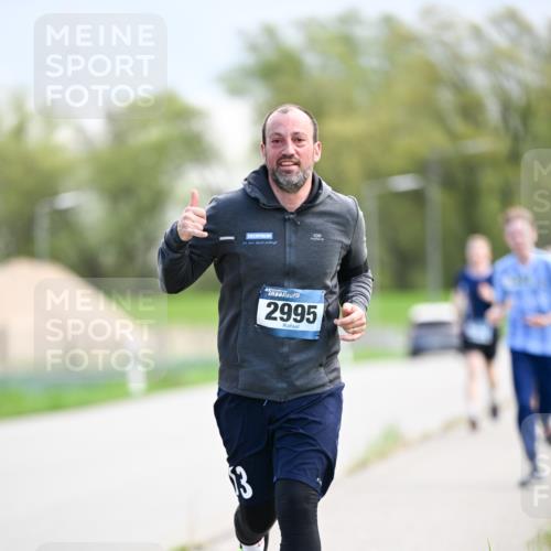 07.04.2024 - 43. Internationalen Wilhelmsburger Insellauf Dr. Thomas Lammeyer http://msf.ph/oto/6048489 07.04.2024 11:12:04 Laufen 3, 2995 meine-sportfotos.de