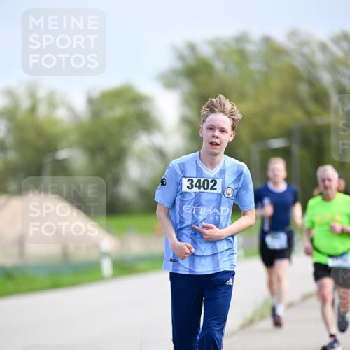 07.04.2024 - 43. Internationalen Wilhelmsburger Insellauf Dr. Thomas Lammeyer http://msf.ph/oto/6048536 07.04.2024 11:12:08 Laufen 3402 meine-sportfotos.de