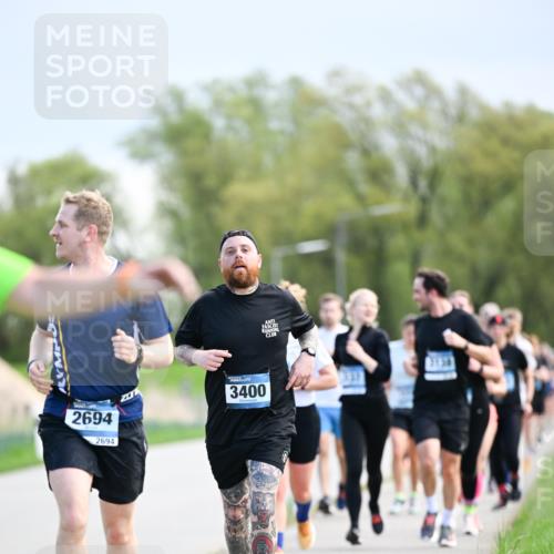 07.04.2024 - 43. Internationalen Wilhelmsburger Insellauf Dr. Thomas Lammeyer http://msf.ph/oto/6048590 07.04.2024 11:12:13 Laufen 2694, 2694, 3400 meine-sportfotos.de