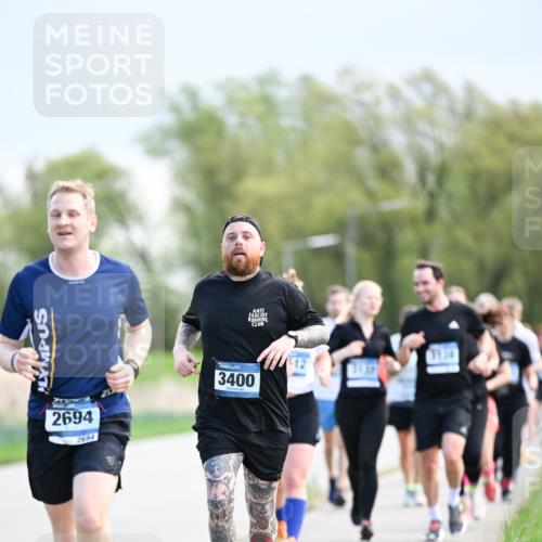 07.04.2024 - 43. Internationalen Wilhelmsburger Insellauf Dr. Thomas Lammeyer http://msf.ph/oto/6048593 07.04.2024 11:12:13 Laufen 2694, 2694, 3400, 512 meine-sportfotos.de